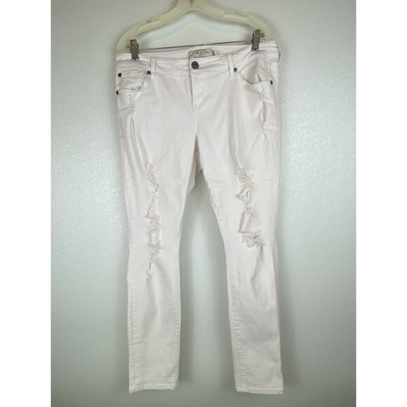 Torrid Women's Distressed White Skinny Jeans 12R - Picture 1 of 12